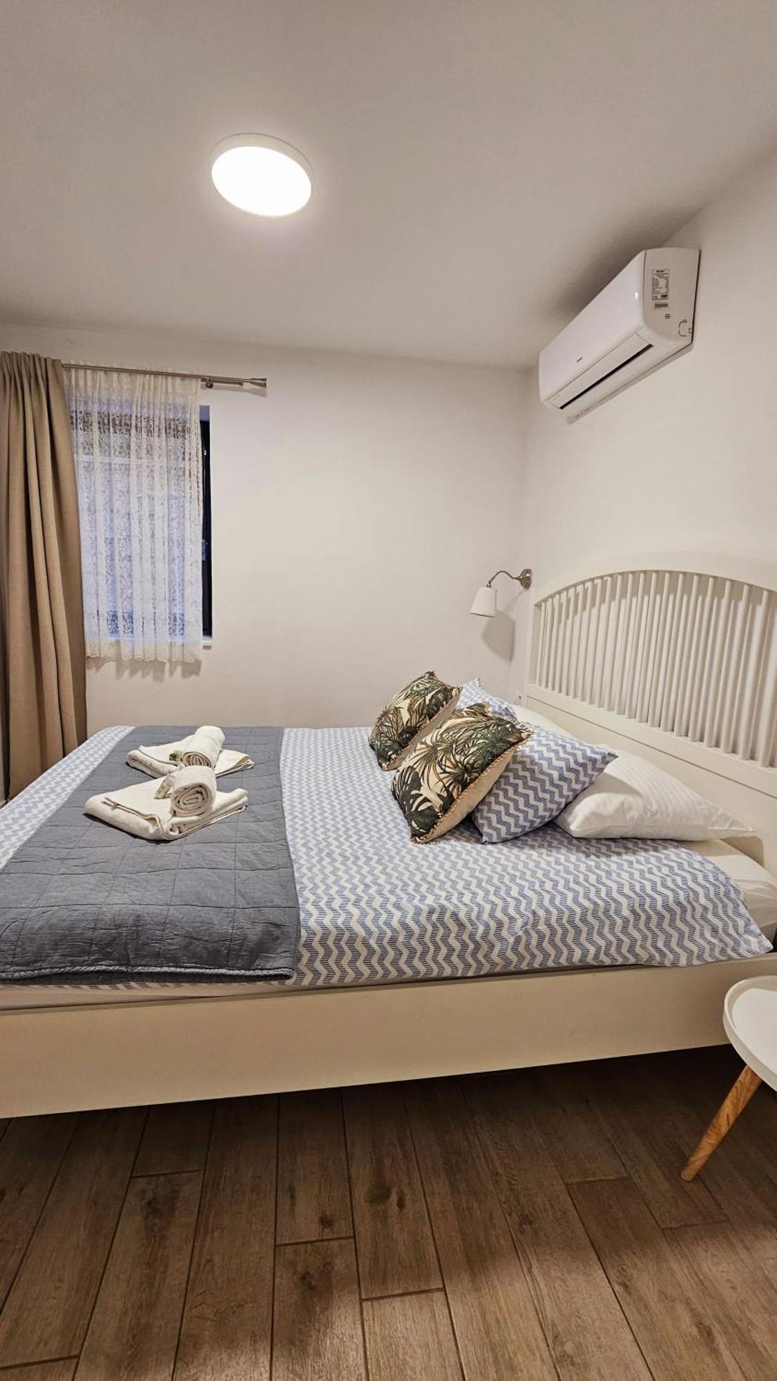 Guesthouse Augusta Insula Lastovo Ngoại thất bức ảnh