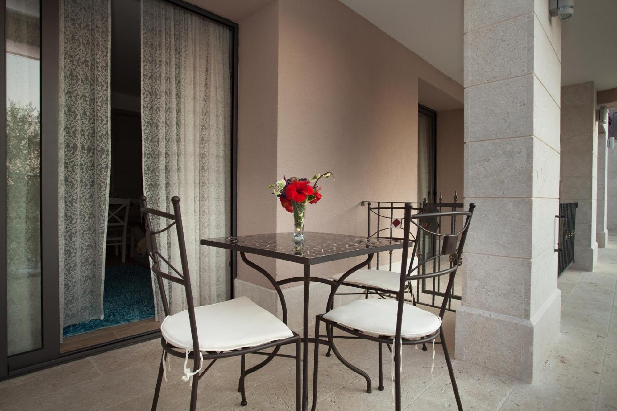 Guesthouse Augusta Insula Lastovo Ngoại thất bức ảnh